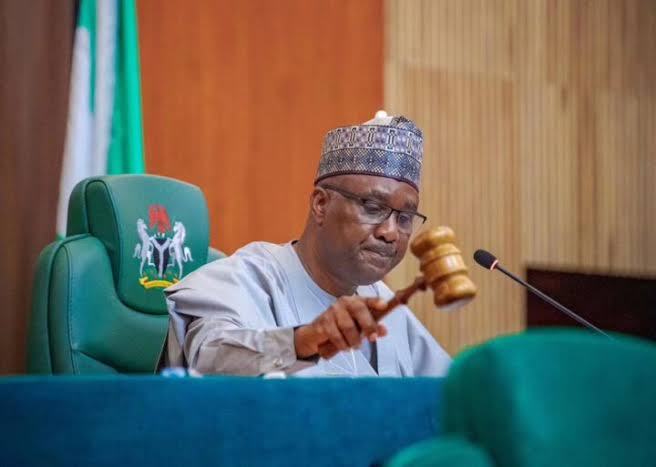 Abbas Dissolves All Reps Ad Hoc Committees